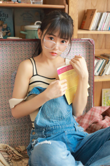60岁老妇女小说